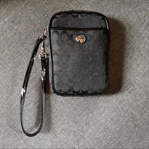 Discontinued Coach wristlet bag
